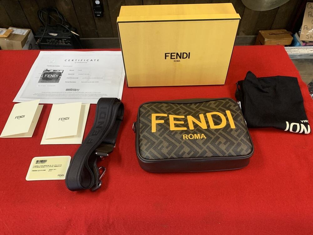 Fendi Camera Case Medium 1974 Lucid O St. Fendi Roma - SPB (313107)
